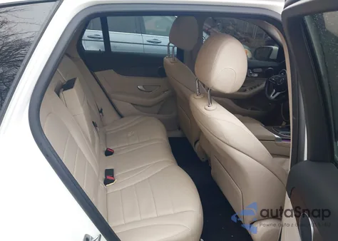 2022 Mercedes-Benz Glc 300 4Matic Suv z USA, uszkodzony, nr VIN W1N0G8EB8NV373035